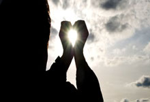 德國盃｜紐亞生涯首面紅牌累卡尼在拜仁繼續無冠　16強負利華古遜.